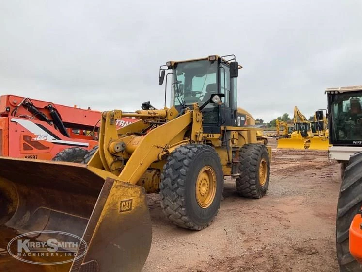 Used Caterpillar Loader